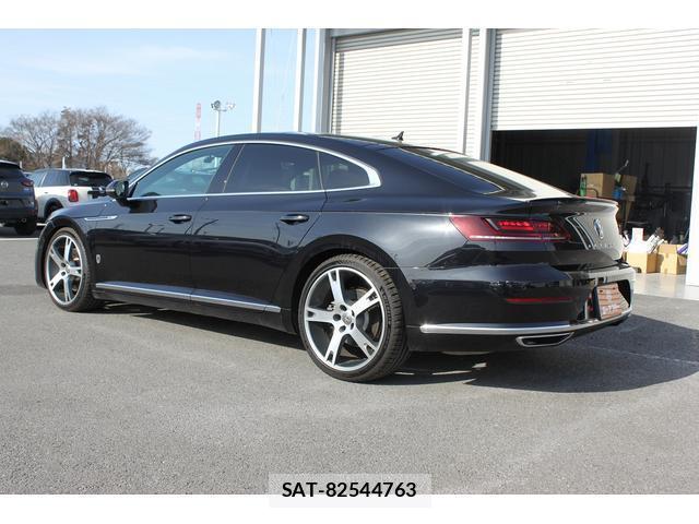 VolksWagen ARTEON 2018-03 7809486-13