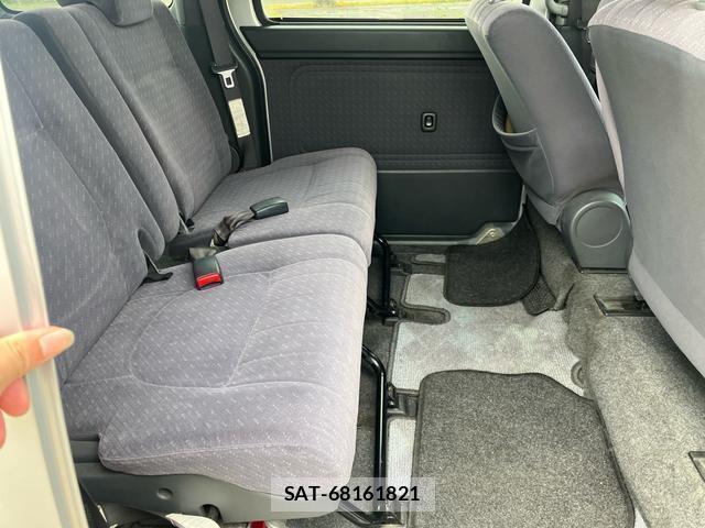 Daihatsu ATRAI WAGON 2005-06 7802568-9