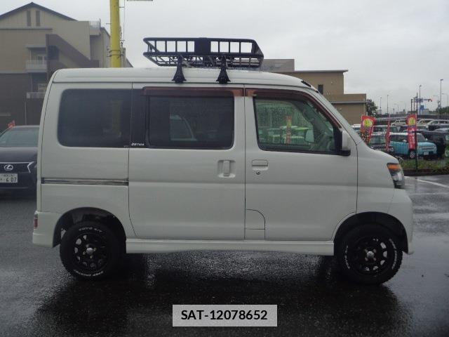 Daihatsu ATRAI WAGON 2013-10 7802912-4