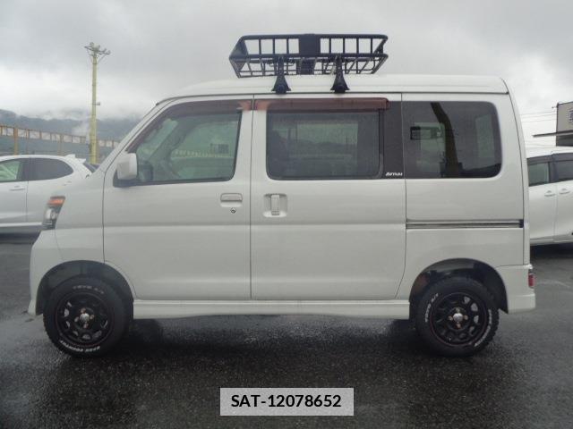 Daihatsu ATRAI WAGON 2013-10 7802912-8