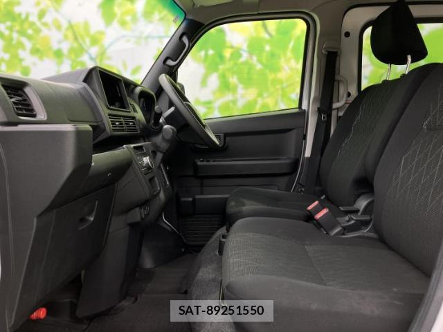 Daihatsu ATRAI 2022-01 7808351-5
