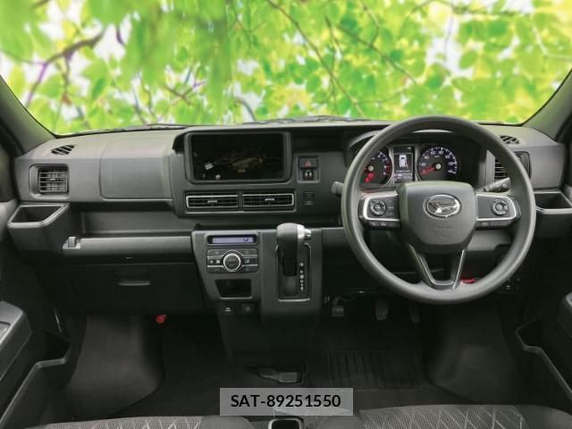 Daihatsu ATRAI 2022-01 7808351-7