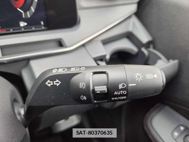 Nissan AURA 2023-01 7793705-13