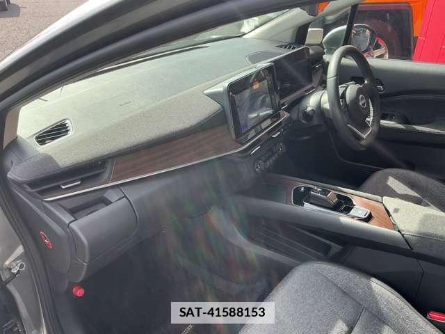Nissan AURA 2023-06 7795543-8