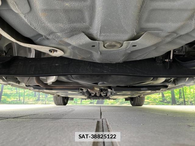 Nissan AURA 2022-06 7797532-18