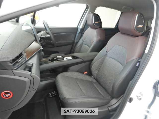Nissan AURA 2024-04 7810741-16