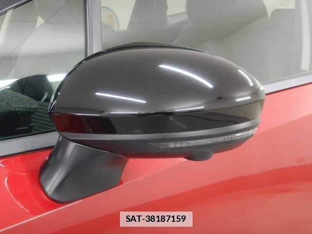 Nissan AURA 2023-03 7810839-15