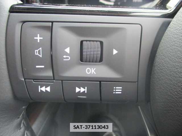 Nissan AURA 2024-03 7810886-10