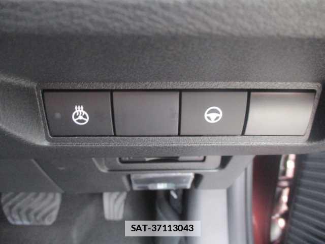 Nissan AURA 2024-03 7810886-12