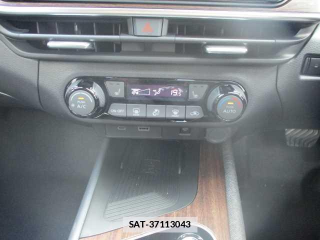 Nissan AURA 2024-03 7810886-5