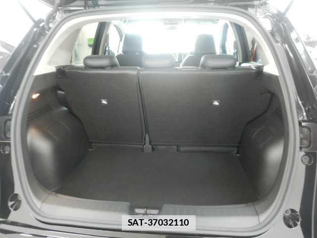 Nissan AURA 2023-08 7810890-18