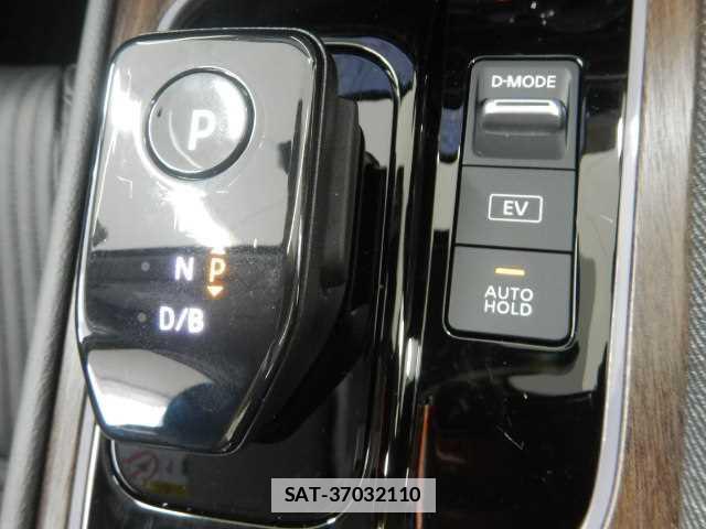 Nissan AURA 2023-08 7810890-4