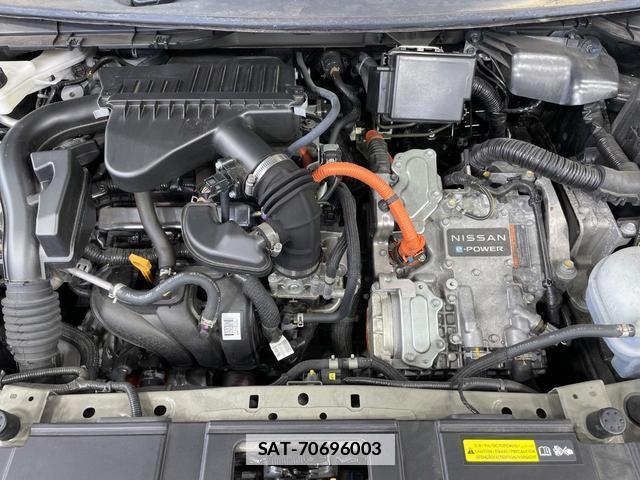 Nissan AURA 2021-12 7810928-17