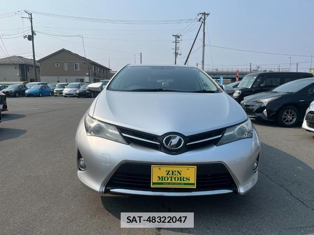 Toyota AURIS 2012-09 7805870-1
