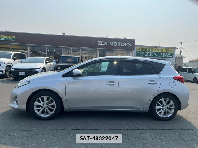 Toyota AURIS 2012-09 7805870-3