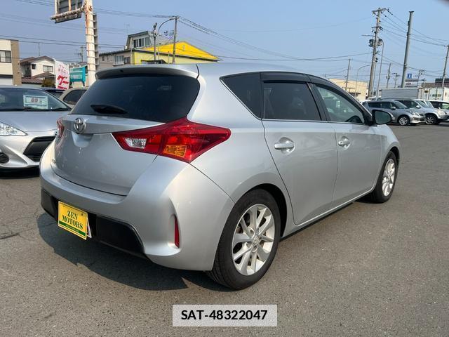Toyota AURIS 2012-09 7805870-6
