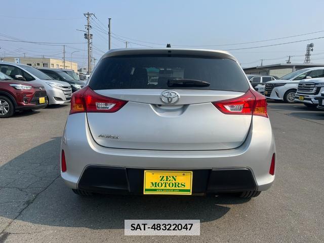 Toyota AURIS 2012-09 7805870-7