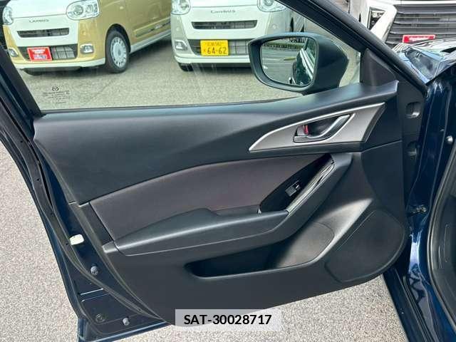Mazda AXELA SPORT 2019-03 7795738-12