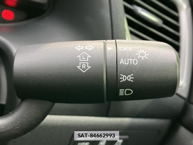 Mazda AXELA SPORT 2019-03 7797693-15