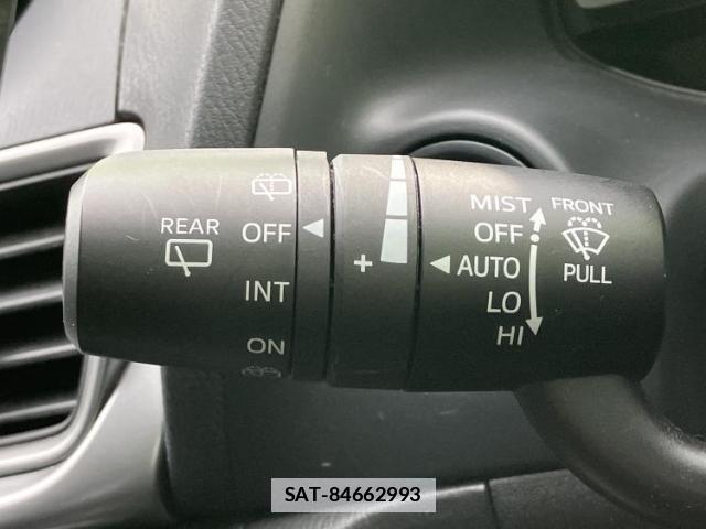 Mazda AXELA SPORT 2019-03 7797693-16