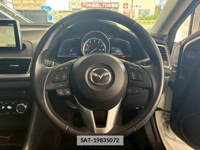 Mazda AXELA SPORT 2015-09 7803014-2