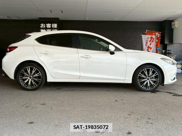 Mazda AXELA SPORT 2015-09 7803014-3