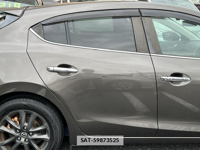 Mazda AXELA SPORT 2014-03 7809789-17