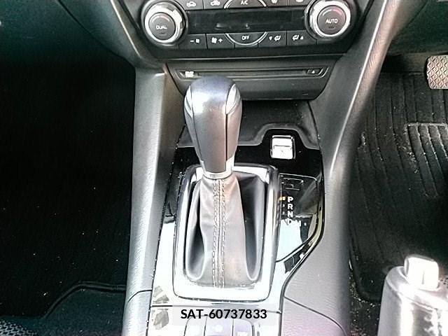 Mazda AXELA SPORT 2019-03 7810261-10