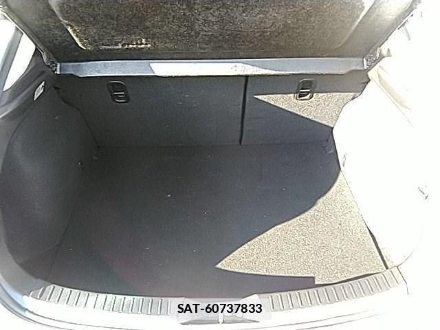 Mazda AXELA SPORT 2019-03 7810261-8