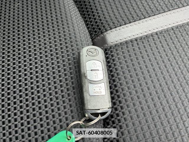 Mazda AXELA 2017-12 7801710-18