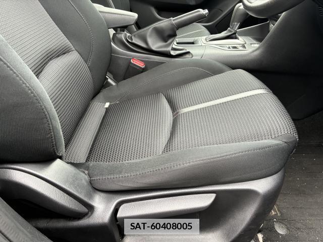 Mazda AXELA 2017-12 7801710-4