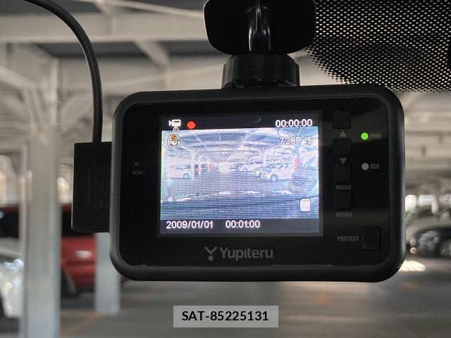 Mazda AXELA 2015-01 7804733-8