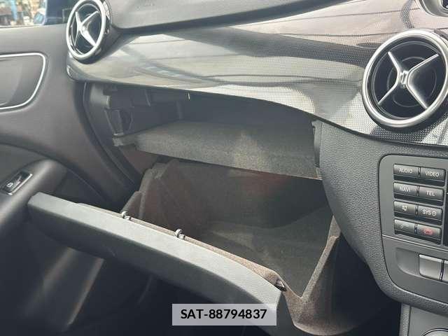 Mercedes Benz B-CLASS 2012-05 7796959-13