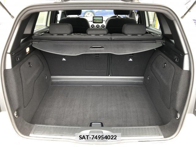 Mercedes Benz B-CLASS 2015-05 7799692-13