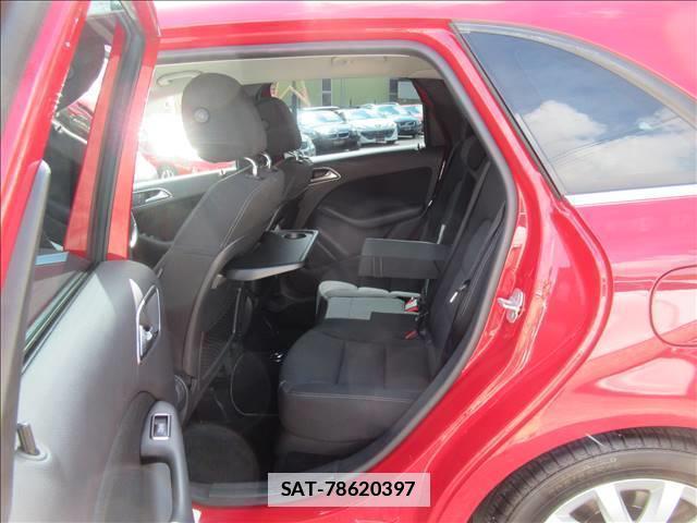 Mercedes Benz B-CLASS 2012-11 7802661-15