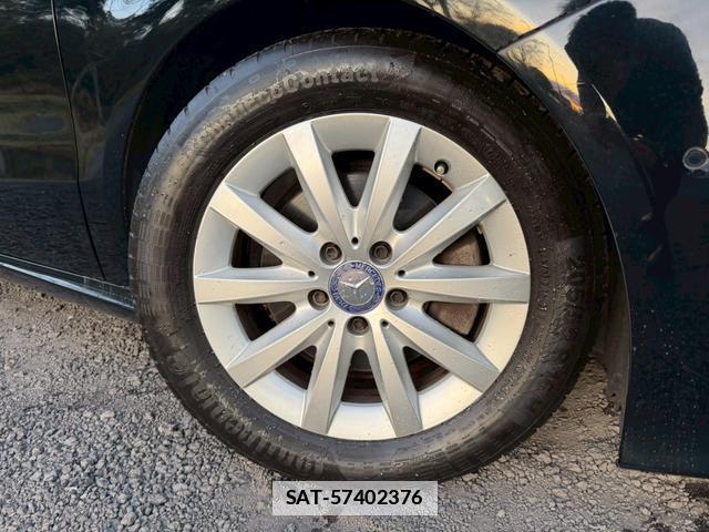 Mercedes Benz B-CLASS 2015-12 7805934-14