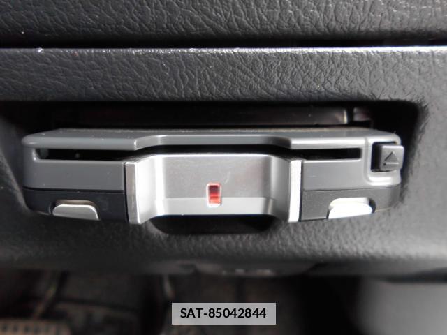 Toyota BB 2009-09 7804384-7