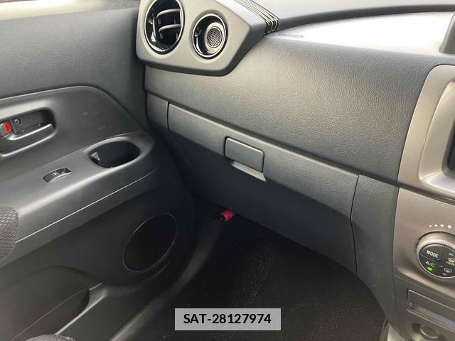 Toyota BB 2012-09 7805141-15