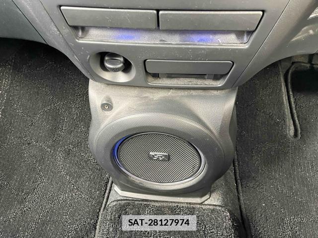 Toyota BB 2012-09 7805141-16