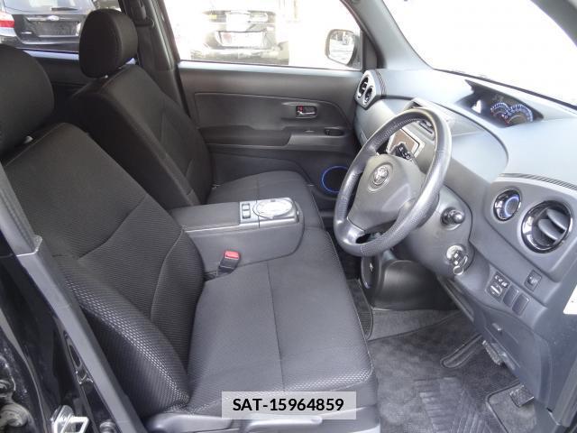 Toyota BB 2013-05 7805246-11