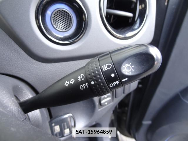 Toyota BB 2013-05 7805246-8