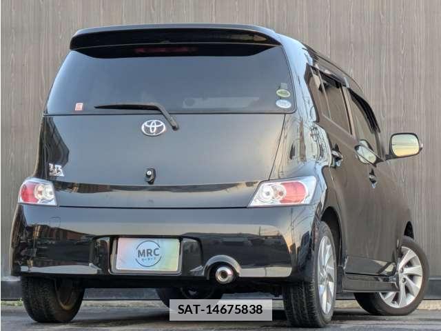 Toyota BB 2010-10 7807141-1