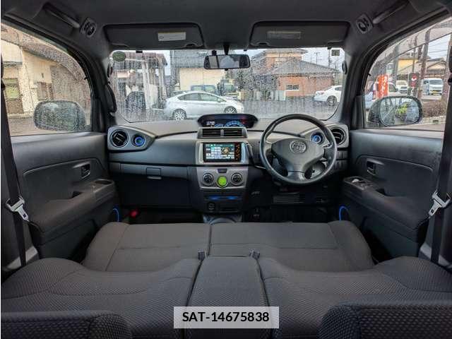 Toyota BB 2010-10 7807141-2
