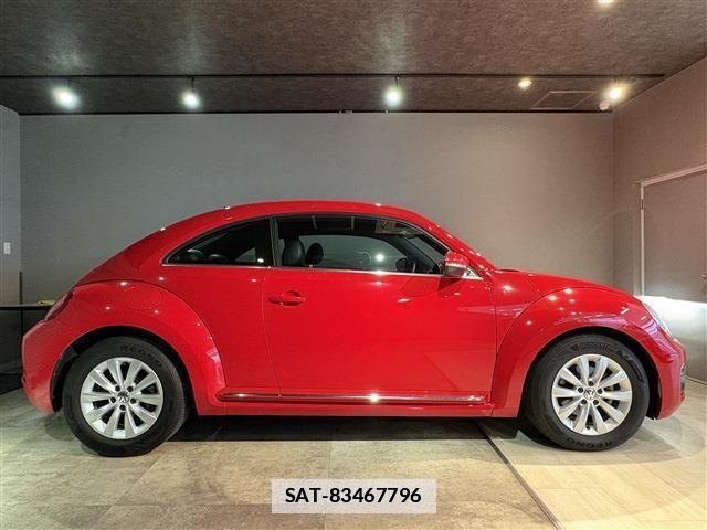 VolksWagen BEETLE 2017-08 7802174-1