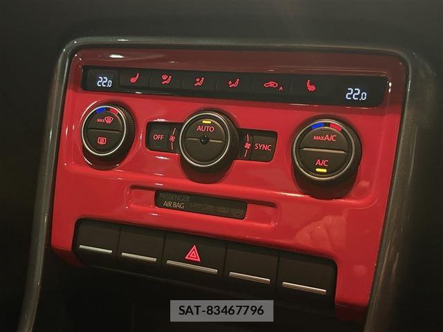 VolksWagen BEETLE 2017-08 7802174-18