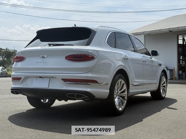 Bentley BENTAYGA 2024-06 7800899-1