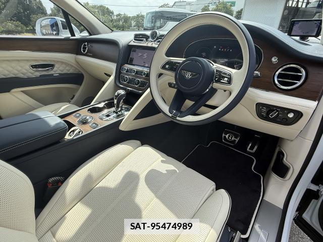 Bentley BENTAYGA 2024-06 7800899-2