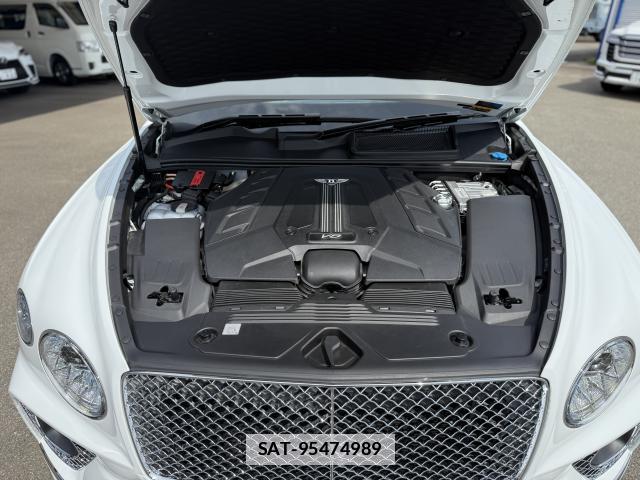 Bentley BENTAYGA 2024-06 7800899-7