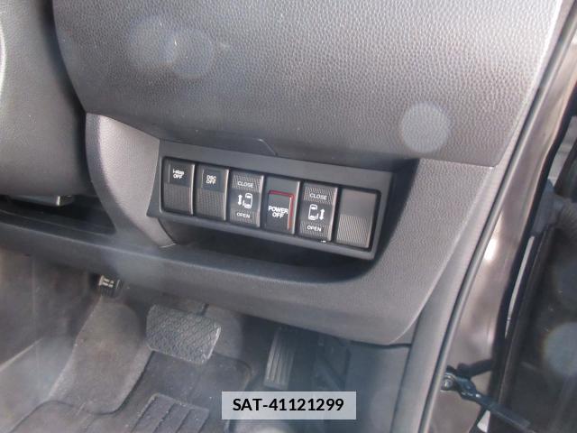 Mazda BIANTE 2012-11 7793149-10