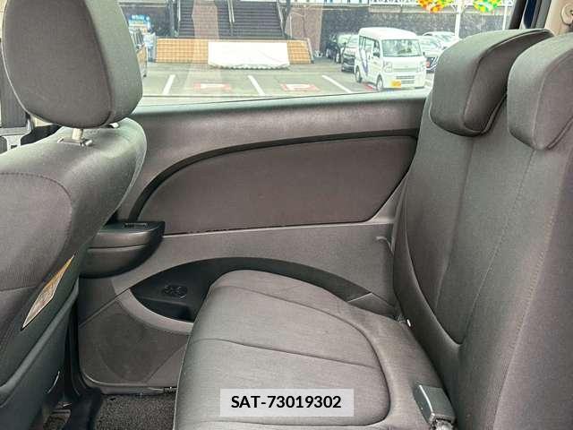 Mazda BIANTE 2013-11 7795709-12